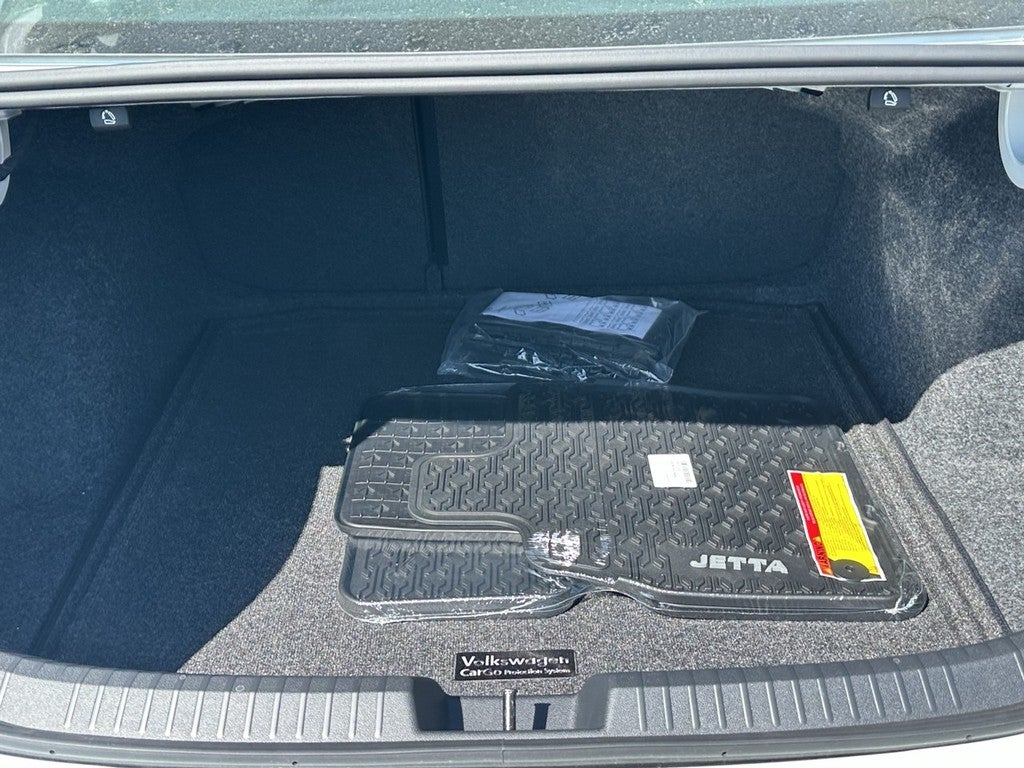 2026 Volkswagen Jetta SEL Auto