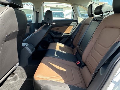 2026 Volkswagen Jetta SEL Auto