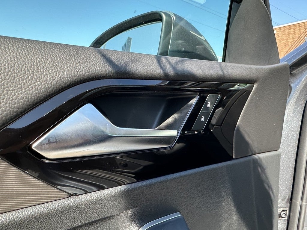 2026 Volkswagen Jetta SEL Auto