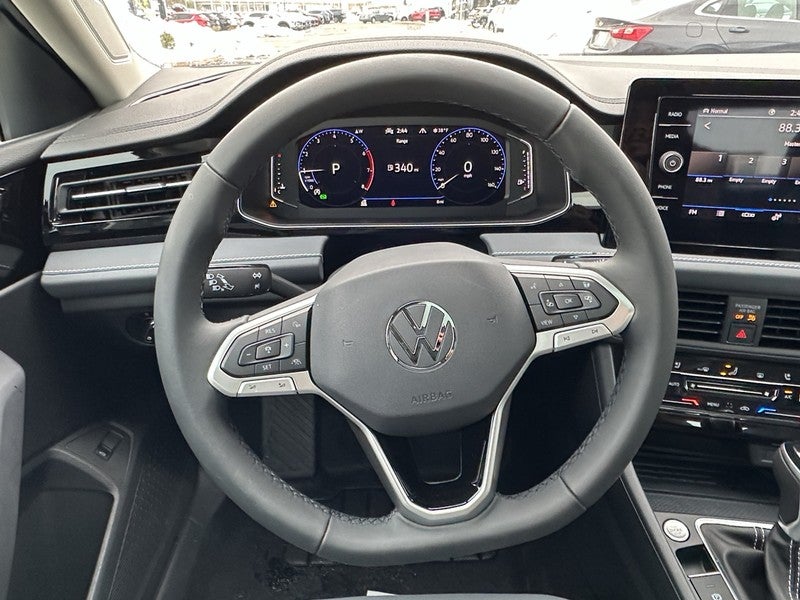 2026 Volkswagen Jetta SEL Auto