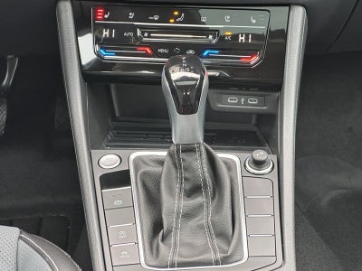 2026 Volkswagen Jetta SEL Auto