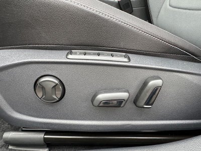 2026 Volkswagen Jetta SEL Auto