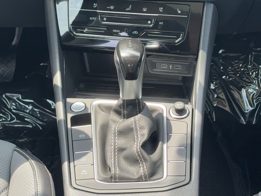 2026 Volkswagen Jetta SEL Auto
