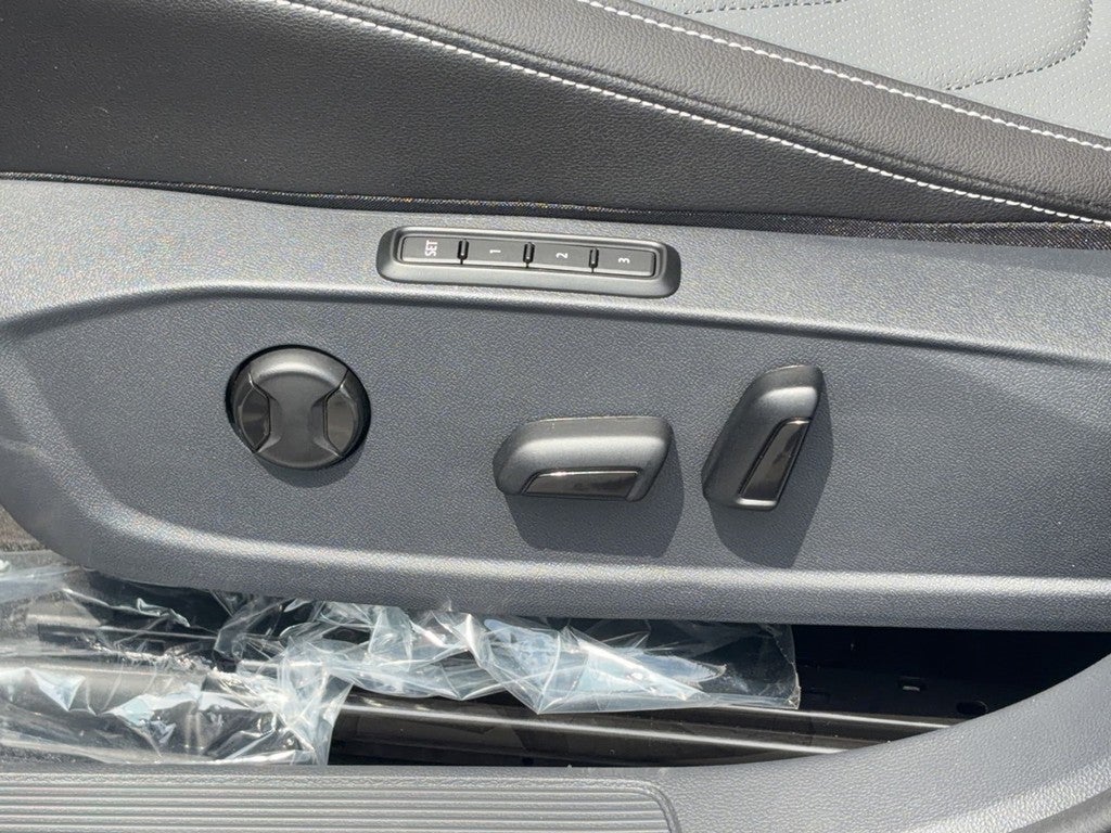 2026 Volkswagen Jetta SEL Auto