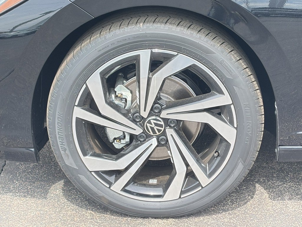 2026 Volkswagen Jetta SEL Auto