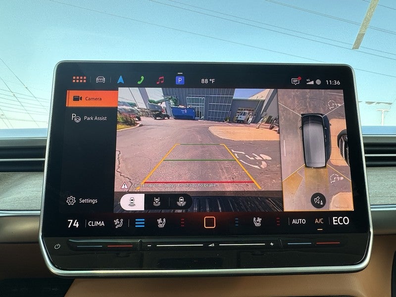 2025 Volkswagen ID. Buzz Pro S Plus 4MOTION w/Two-Tone