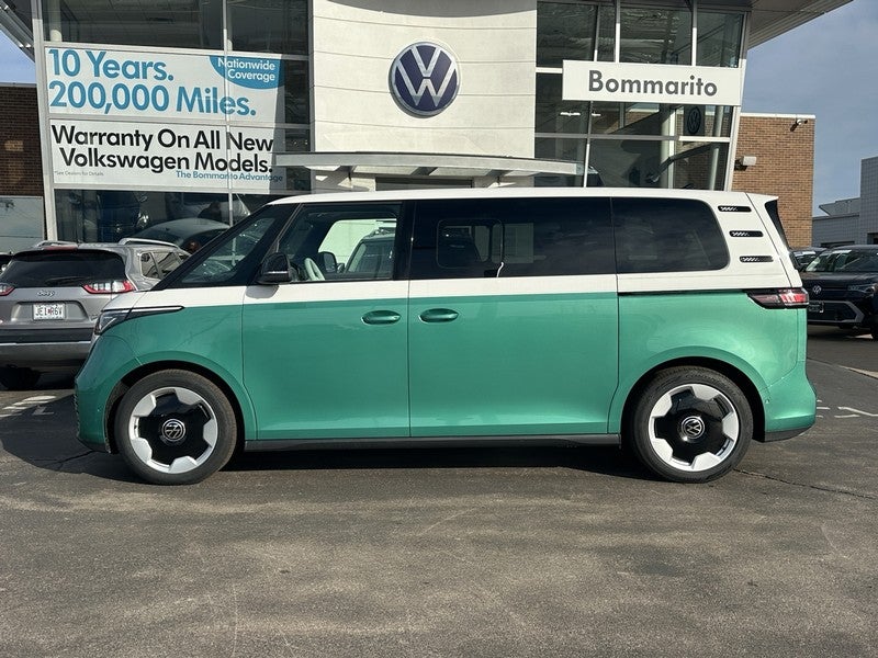 2025 Volkswagen ID. Buzz Pro S Plus 4MOTION w/Two-Tone