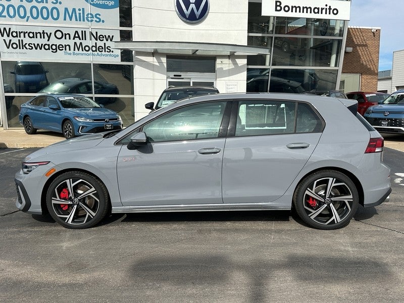2025 Volkswagen Golf GTI 2.0T SE DSG