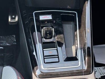 2025 Volkswagen Golf GTI 2.0T SE DSG