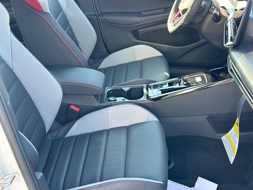 2026 Volkswagen Golf GTI 2.0T SE DSG