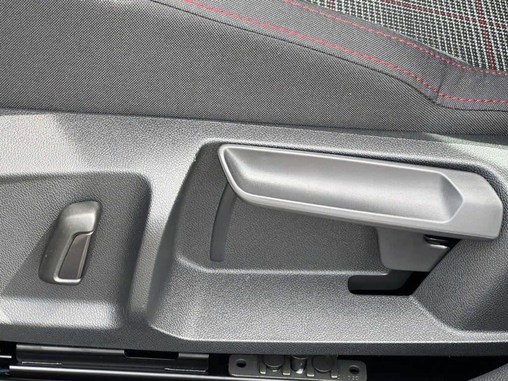 2026 Volkswagen Golf GTI 2.0T S DSG