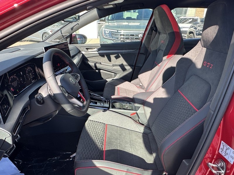 2026 Volkswagen Golf GTI 2.0T SE DSG