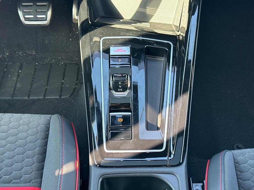 2026 Volkswagen Golf GTI 2.0T SE DSG