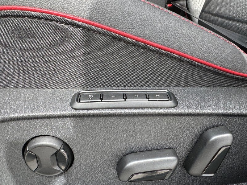 2025 Volkswagen Golf GTI 2.0T Autobahn DSG